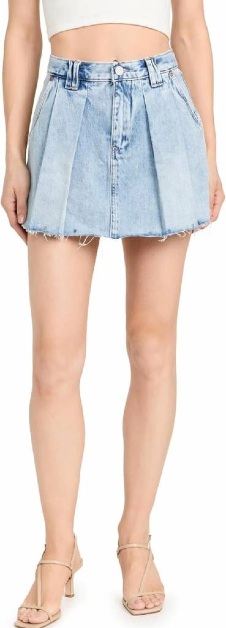 BLANKNYC Women's Guest Star Denim Skirt - Stylish High-Waisted A-Line Mini Skirt for Fashion Trends