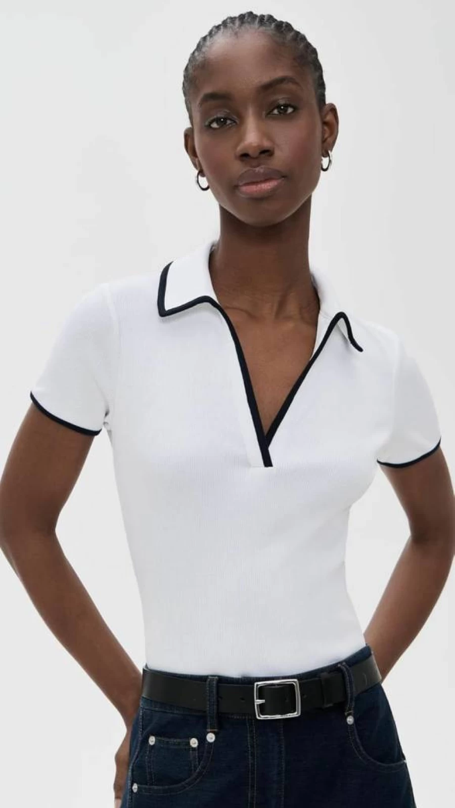 Veronica Beard Jean Women's Kearney Tee with Contrast Piping - Stylish Casual Top