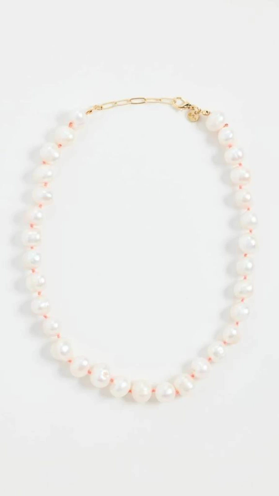 Maison Irem Daisy Necklace for Women - Elegant Floral Pendant Jewelry