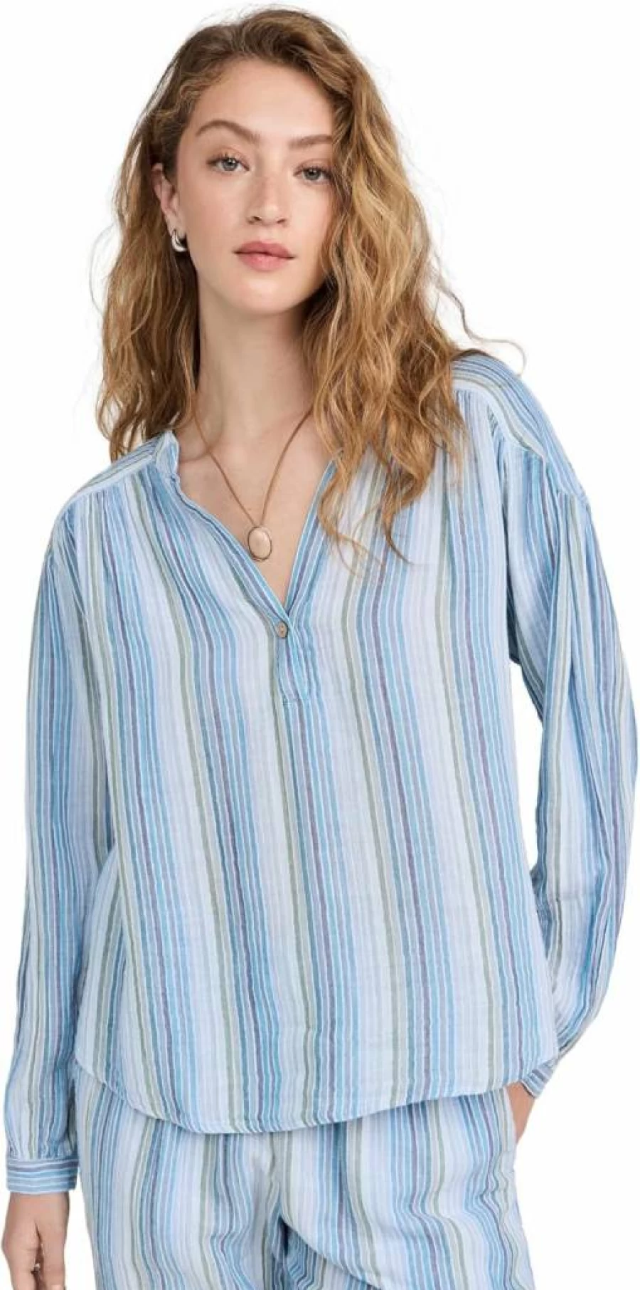 XIRENA Women's Alina Top - Stylish Casual Blouse for Women