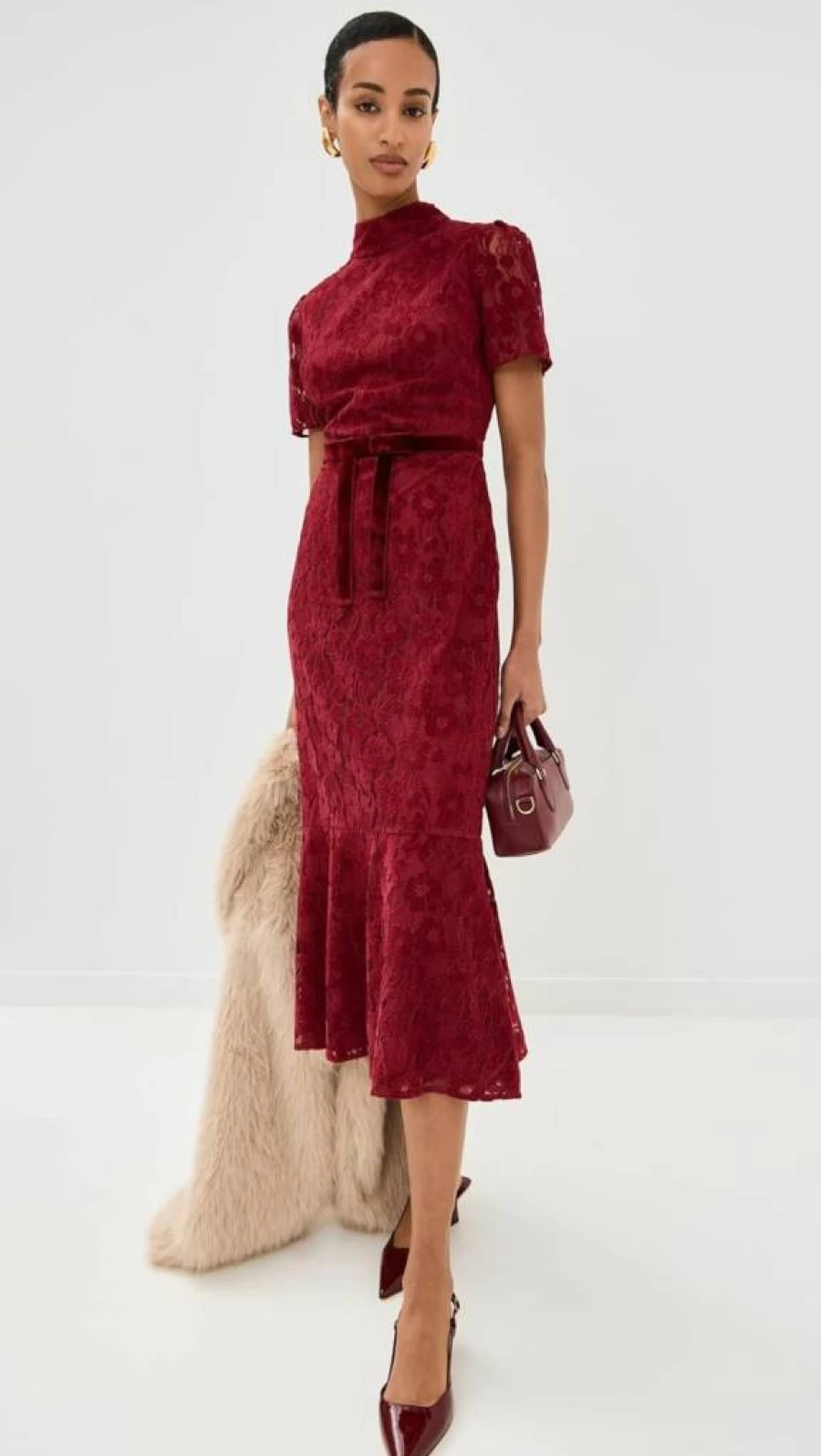 Shoshanna Women's Scarlett Velvet Lace Pierre Dress - Elegant Velvet & Lace Formal Gown for Women