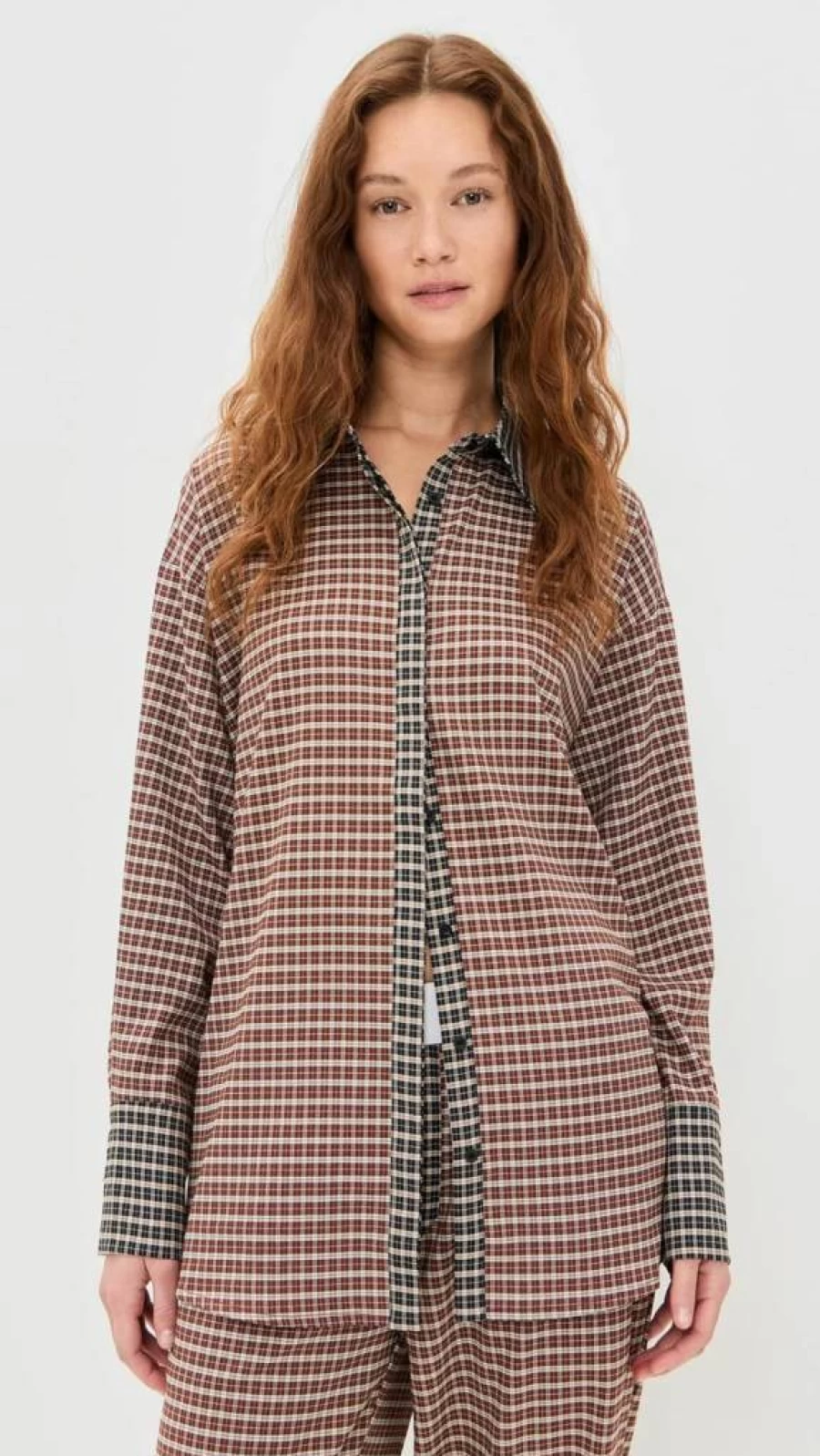 Lioness Women's Oversized Boyfriend Shirt - Stylish Casual Long Sleeve Top