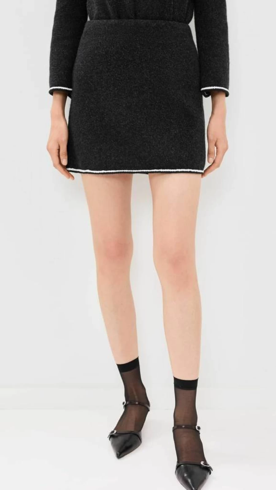 Theory Women's Tweed Mini Skirt - Classic Fit, High-Quality Fabric, Elegant Design
