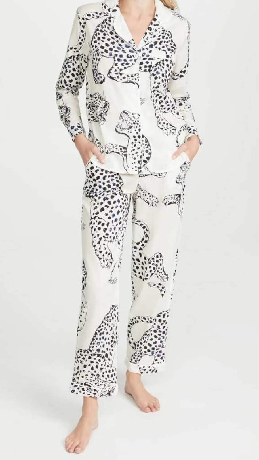 Desmond & Dempsey Women's Jag Long Sleeve Pajama Set - Luxurious Floral Print PJs