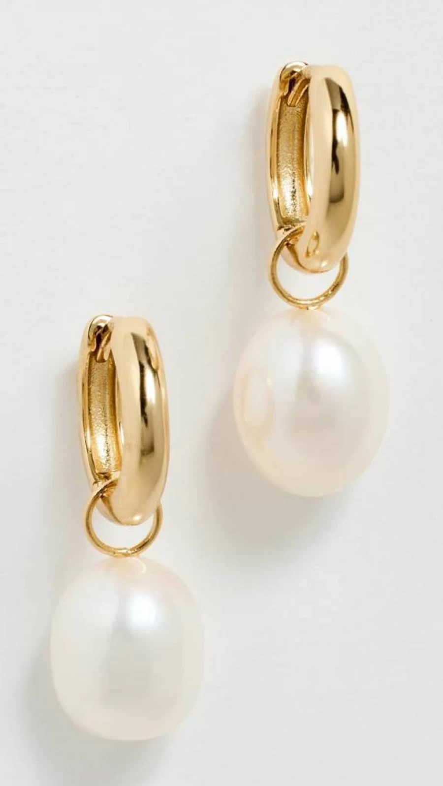 SHASHI 14K Gold Jasmine Huggie Hoop Earrings for Women