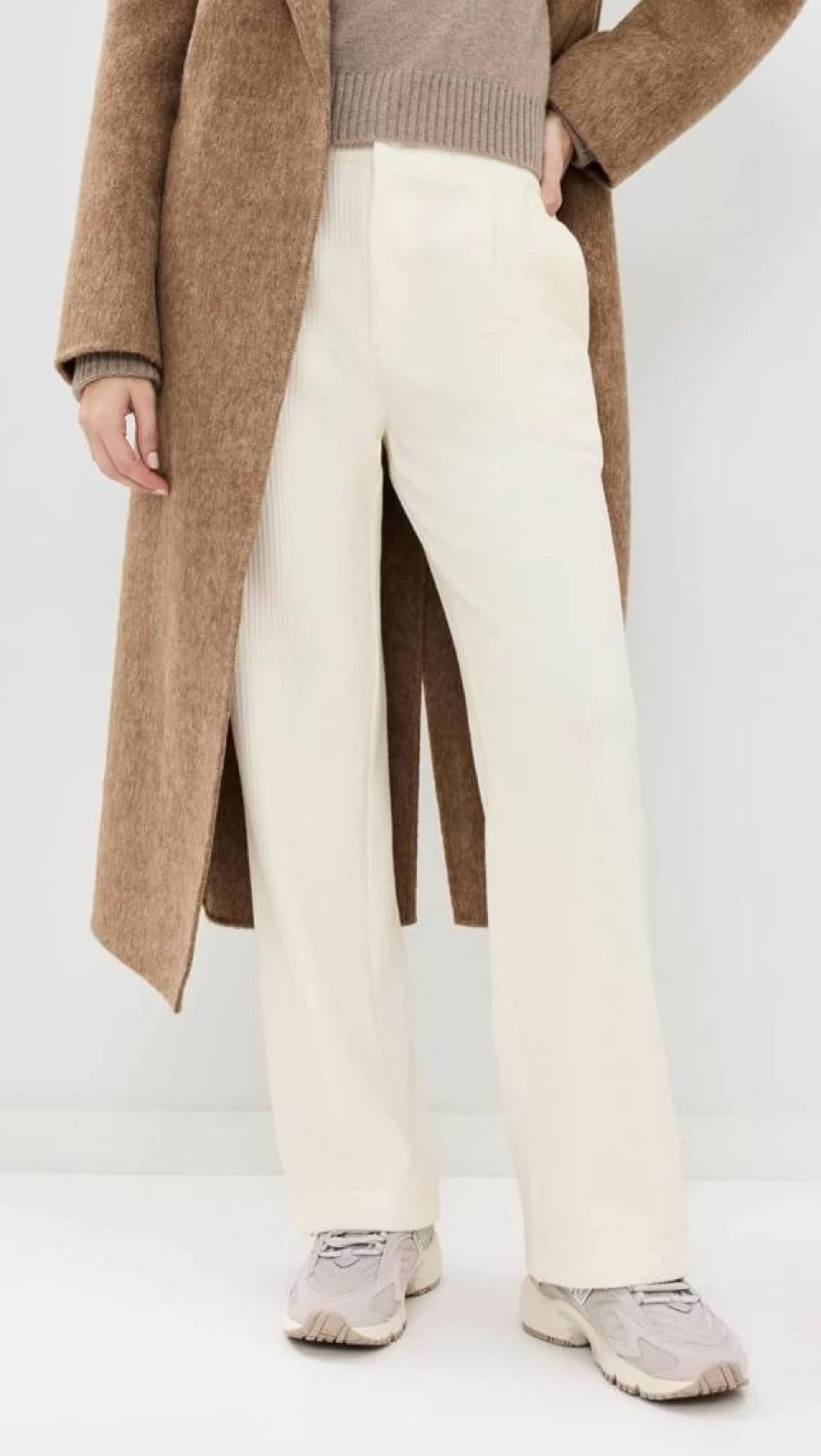 Varley Women's Aberdeen Corduroy Straight Leg Pants - Comfortable & Stylish Corduroy Trousers for Women