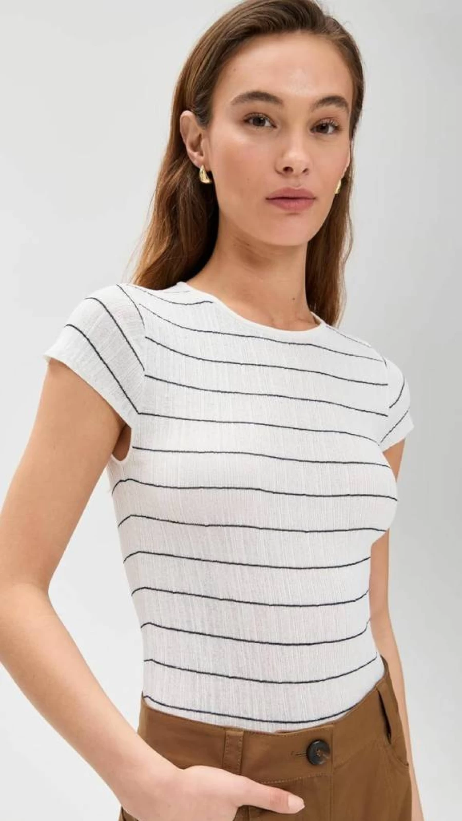 ALC Women's Sam Top - Stylish Casual Blouse for Everyday Wear