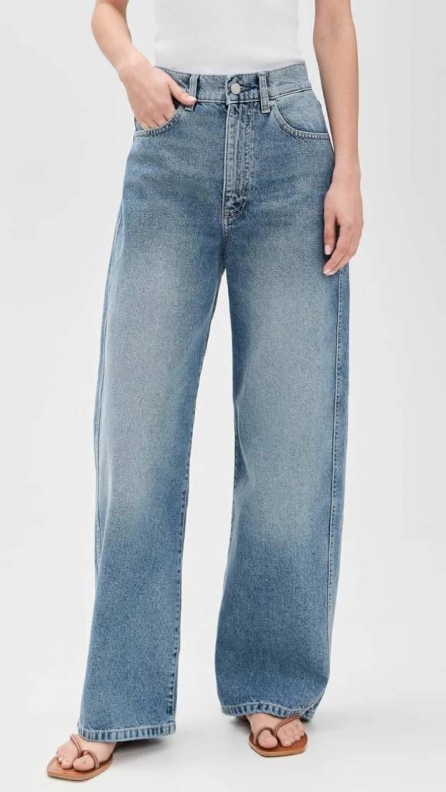 DL1961 Women's Taylor Relaxed Fit Barrel Jeans in Ultra High Rise for Comfort and Style