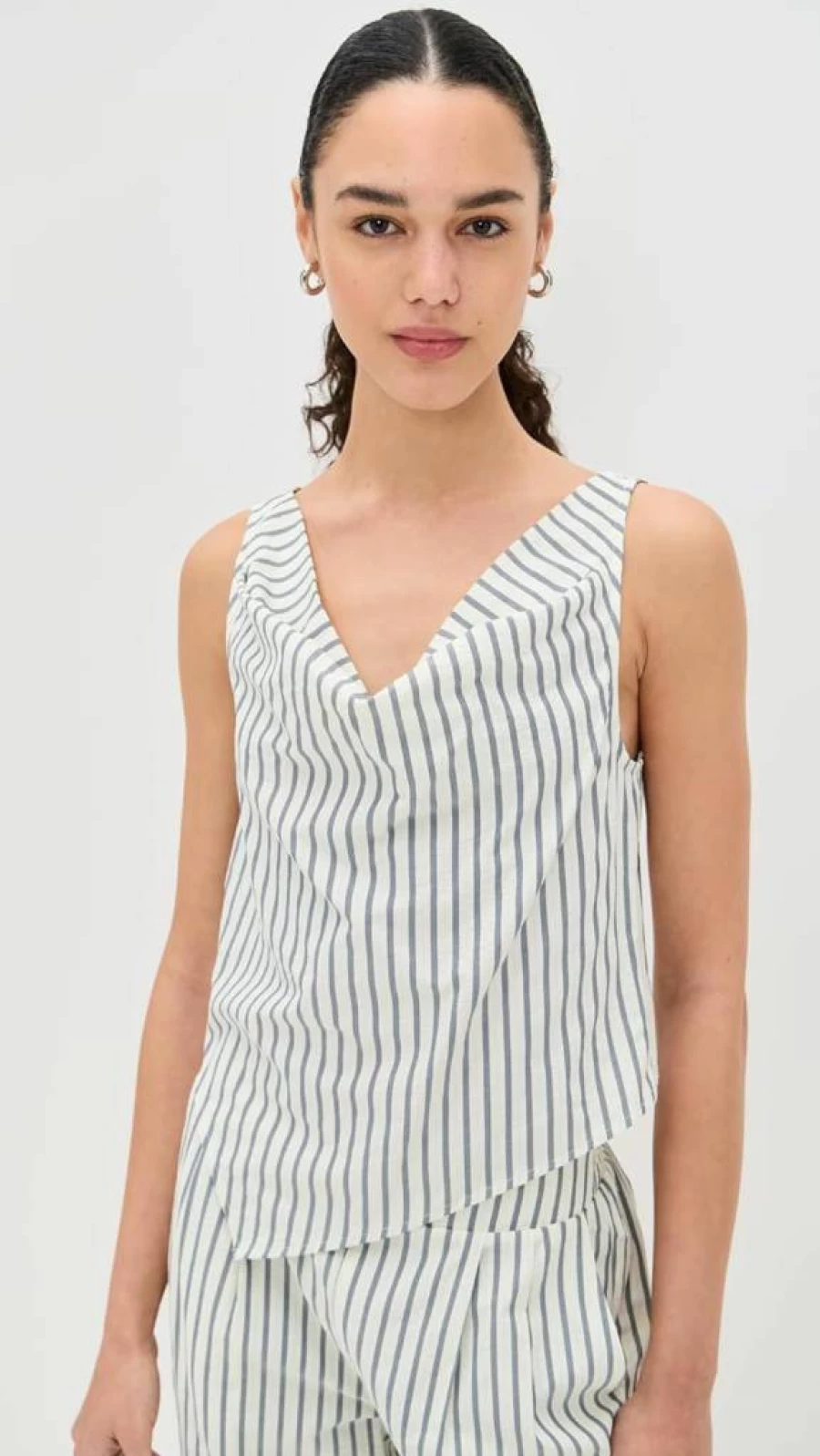 LNA Women's Alani Top - Stylish Casual Blouse for Everyday Wear