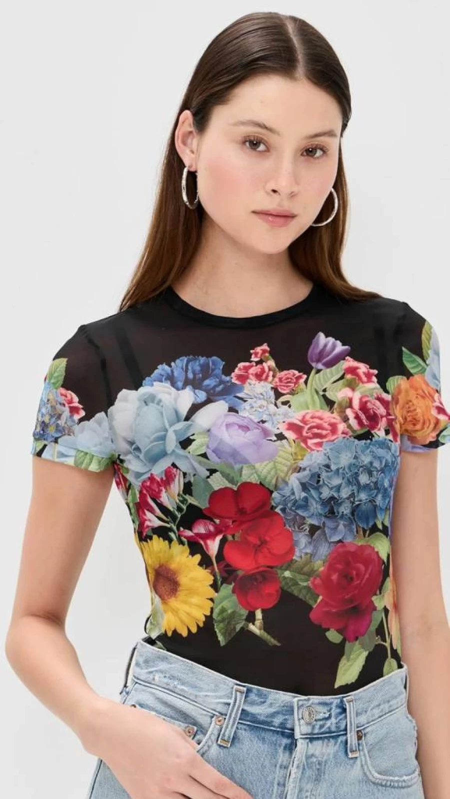 Alice + Olivia Women's Tess Crew Neck T-Shirt | Casual Short Sleeve Tee