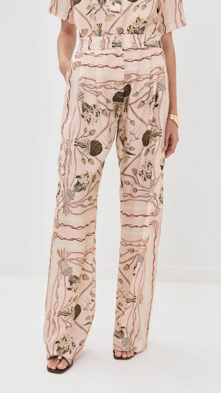 Isla & White Women's Cordelia High-Waisted Corduroy Pants - Classic Comfort & Style