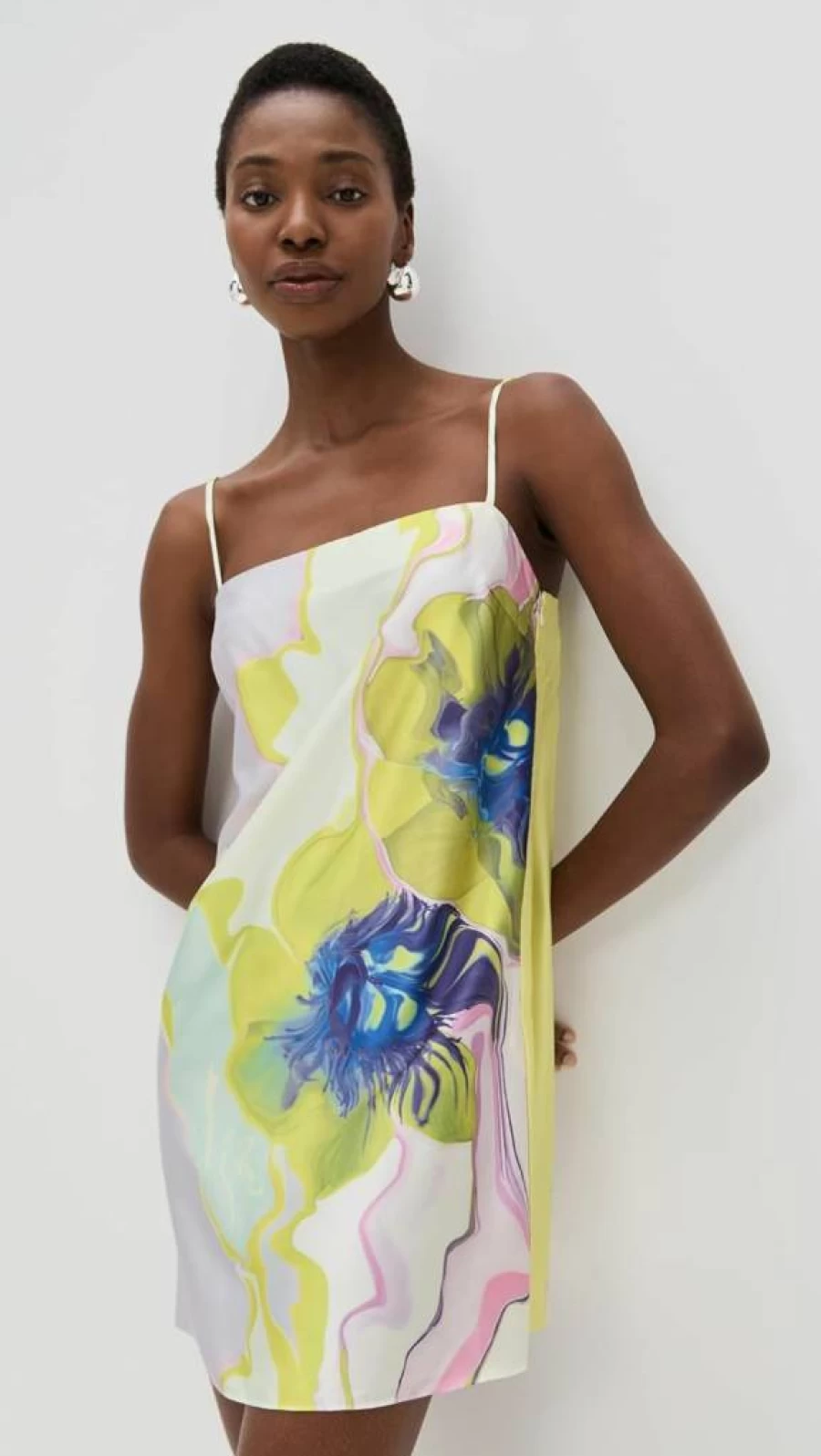Misa Women's Maxine Dress - Elegant Flowy Summer Dress with Comfortable Fit and Stylish Design
