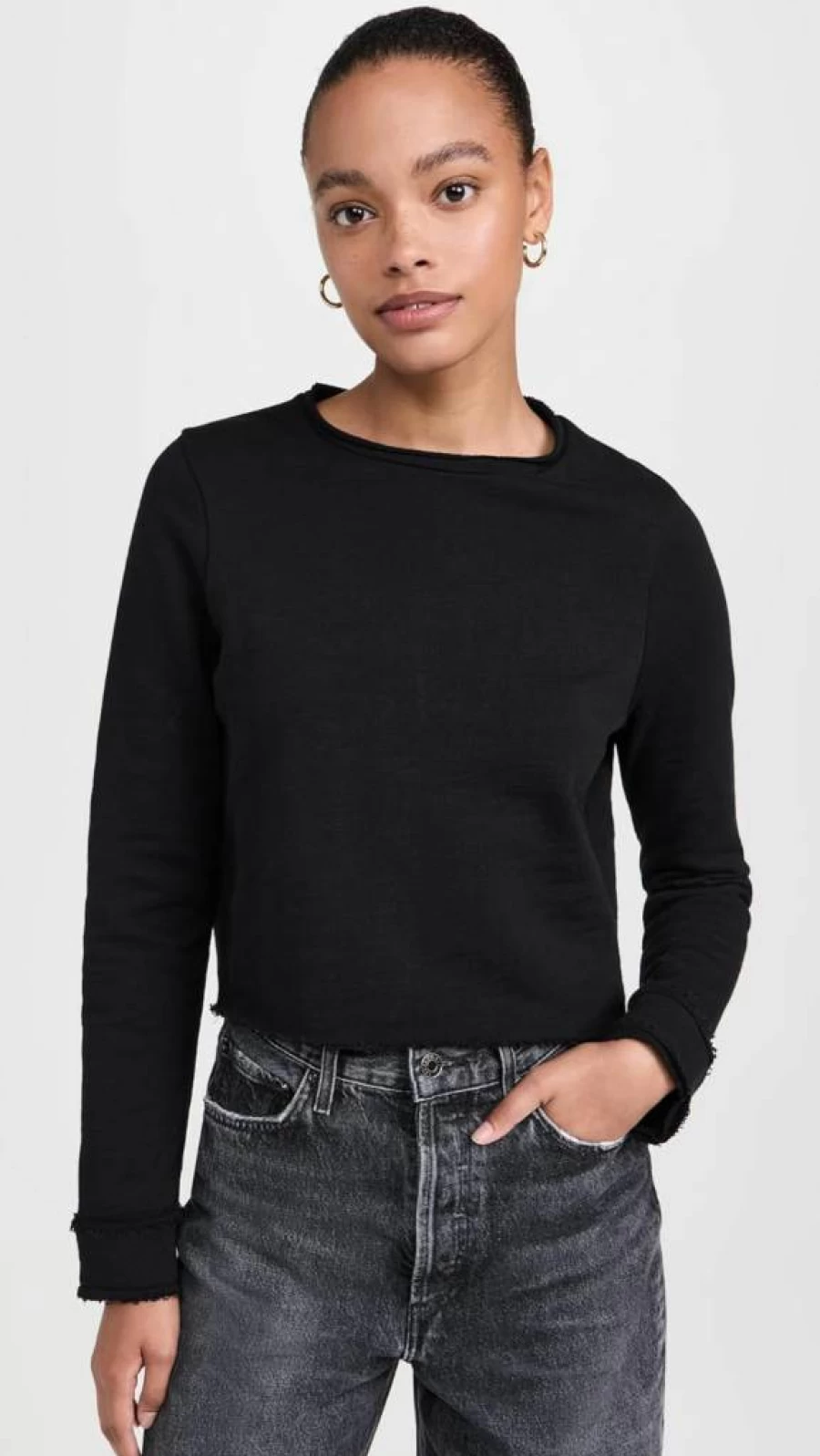 Goldie Women's Cropped Sweatshirt - Stylish Casual Pullover for Women