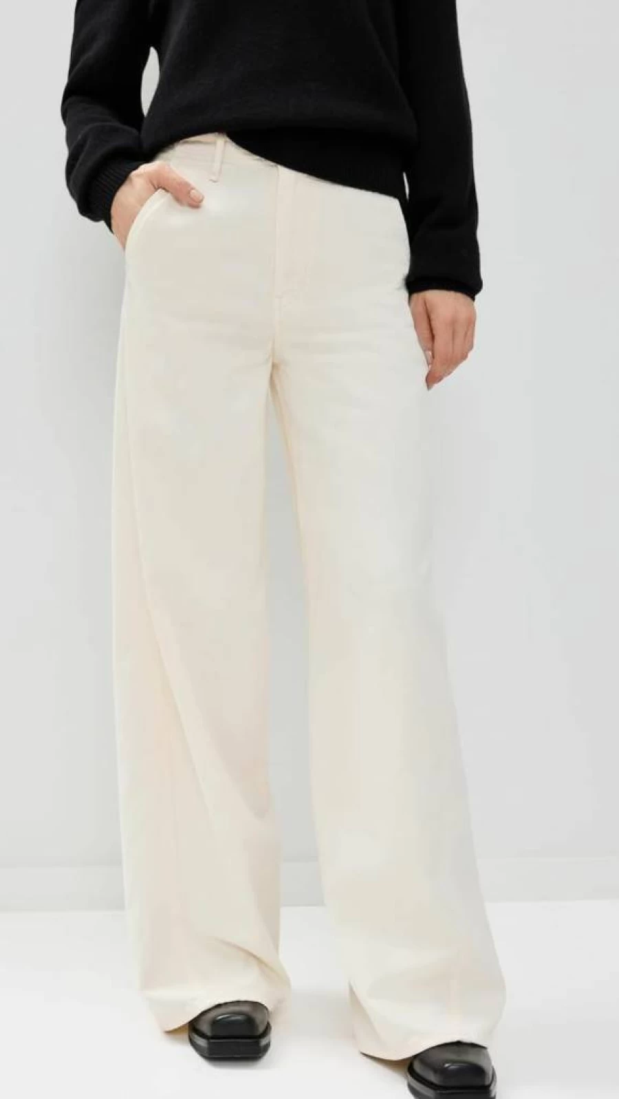 Rag & Bone Women's Sofie Featherweight Tailored Jeans in Ecru Off White - Size 28 Full Length Denim Pants
