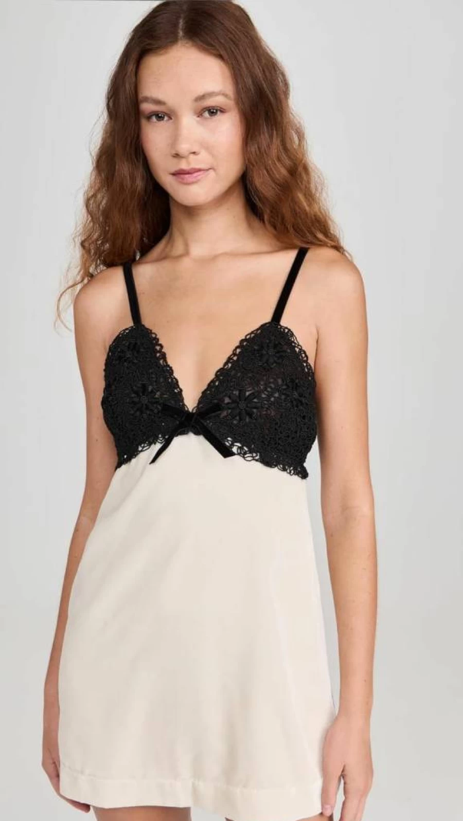 LOVESHACKFANCY Women's Ganette Velvet Dress - Elegant Velvet Party Dress for Women