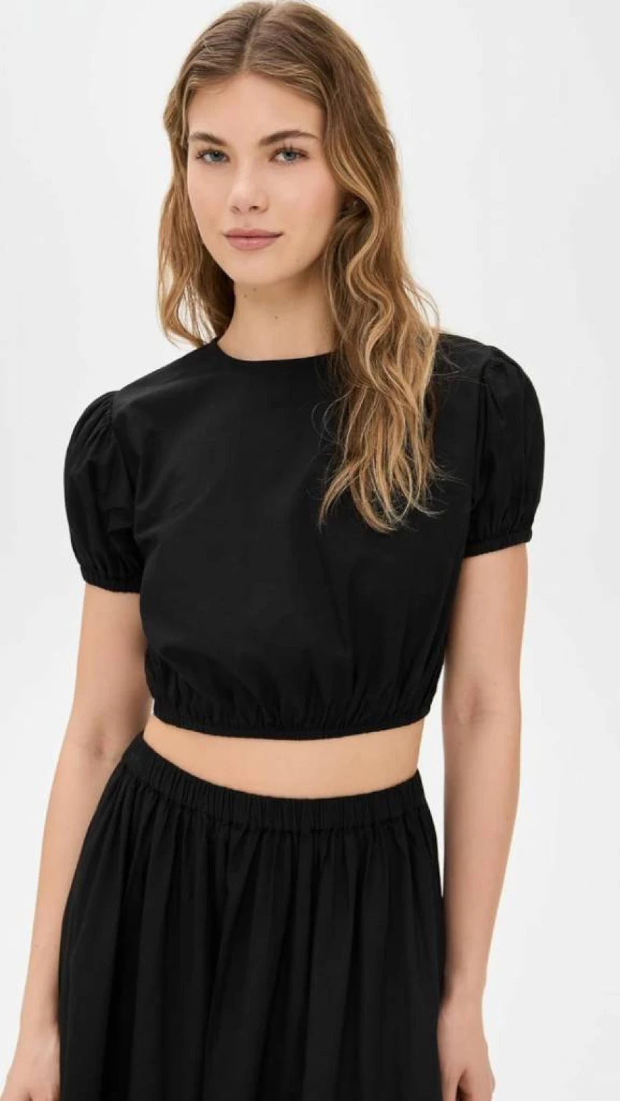 Playa Lucila Women's Classic Crew Neck Top - Stylish Casual Comfort Fit Tee