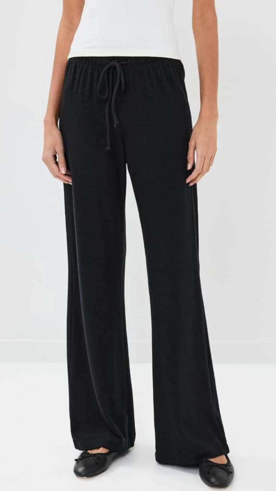 DONNI. Women's Classic Knit Sweater and Wide Leg Pants Set - Comfortable Casual Outfit