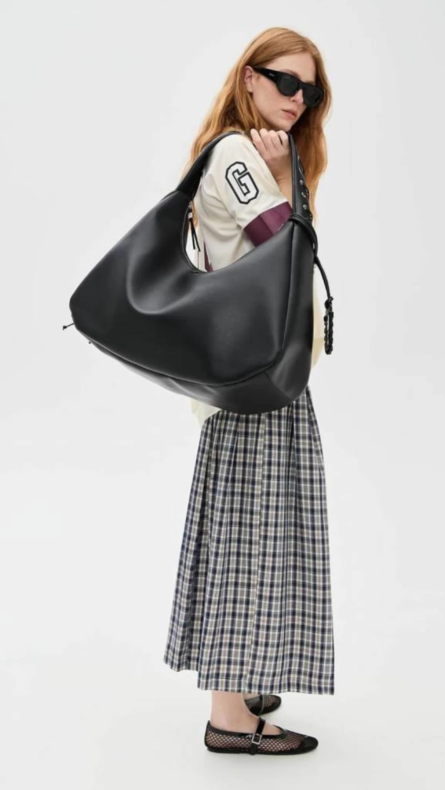 Ganni Women's XXL Hobo Bou Bag - Stylish Oversized Shoulder Handbag