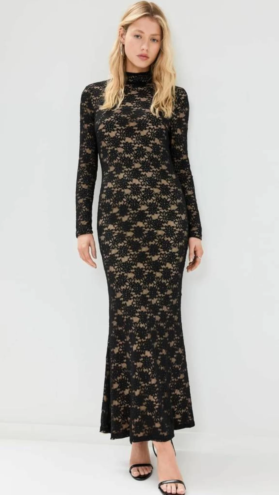 Runaway the Label Women's Maeya Maxi Dress - Elegant Long Flowy Summer Dress