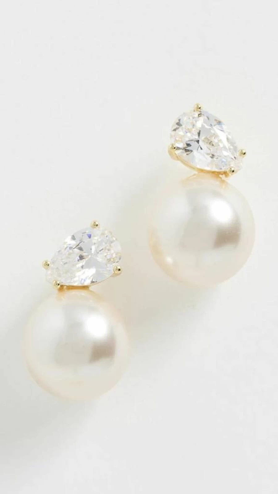 SHASHI Women's Vienna Stud Earrings - Stylish Cubic Zirconia Studs for Everyday Wear
