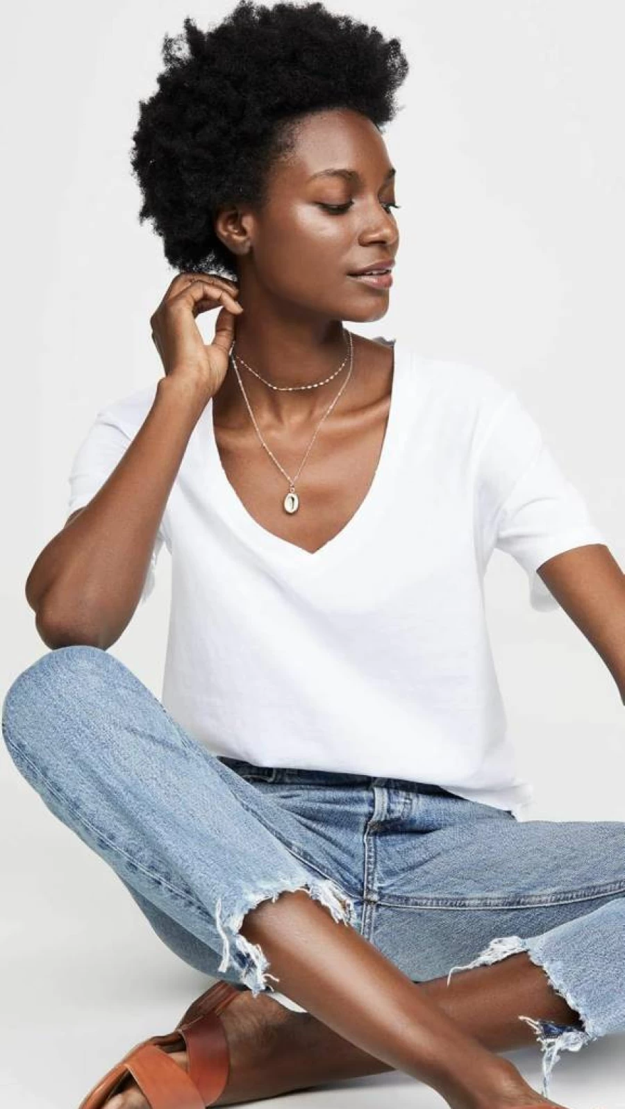 AMO Women's V-Neck T-Shirt - Soft Casual Short Sleeve Top for Everyday Wear