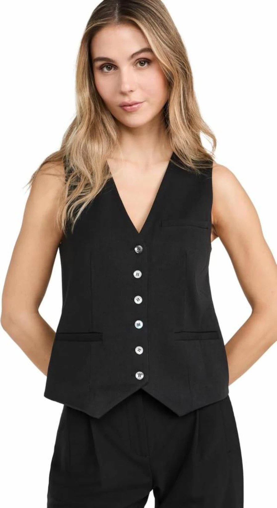 STAUD Brett Vest for Women - Classic Casual Wardrobe Essential