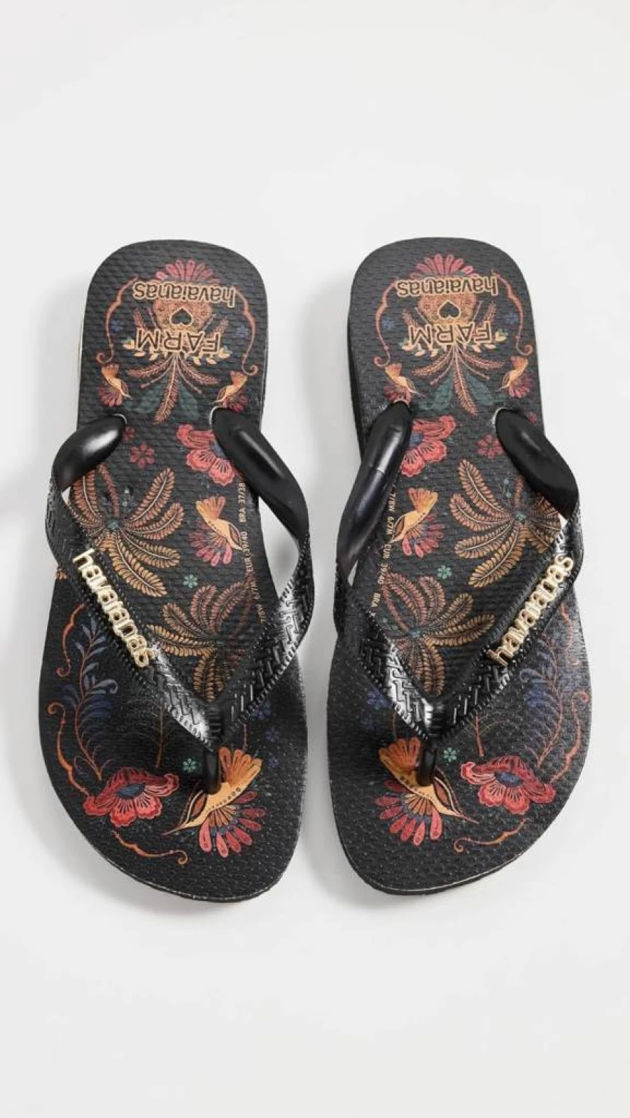 Havaianas Women's X Farm Rio Jardim Flip Flops - Colorful Summer Sandals - Comfortable Beach Footwear - Limited Edition Collaboration