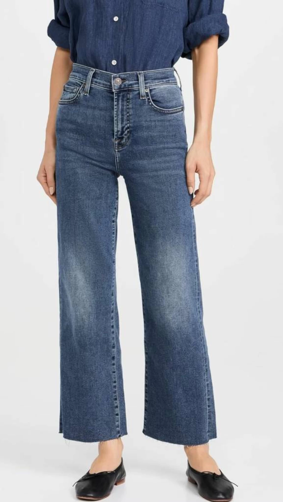 7 For All Mankind Women's Alexa Cropped Jeans with Raw Hem - Distressed Denim Shorts for Women