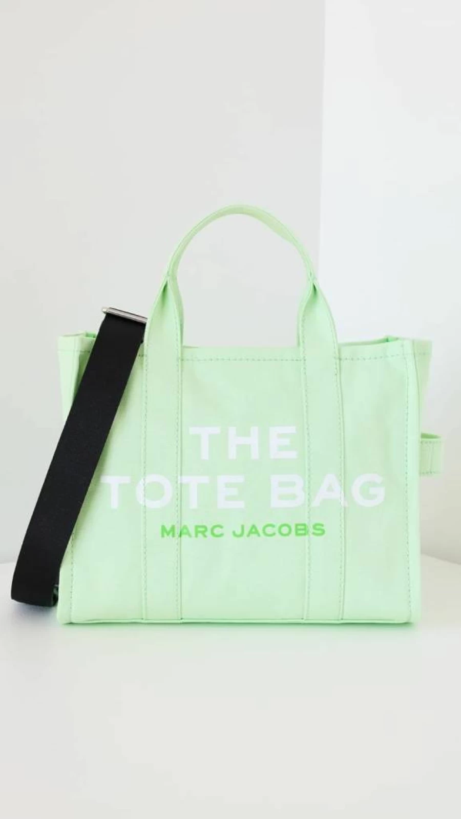 Marc Jacobs The Woven Medium Tote Bag - Stylish Designer Handbag for Women