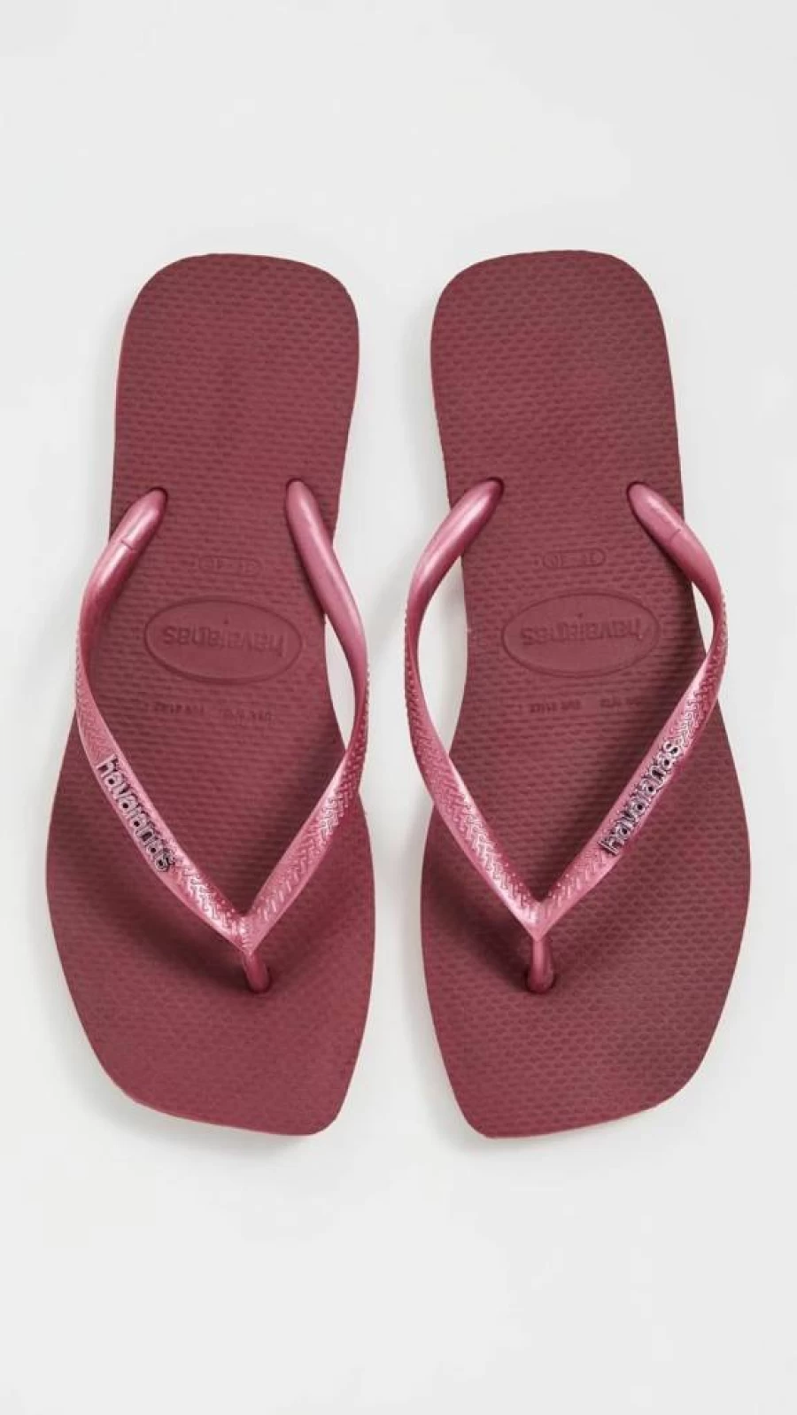 Havaianas Women's Slim Metallic Flip Flops with Square Logo - Comfortable Sandals for Summer