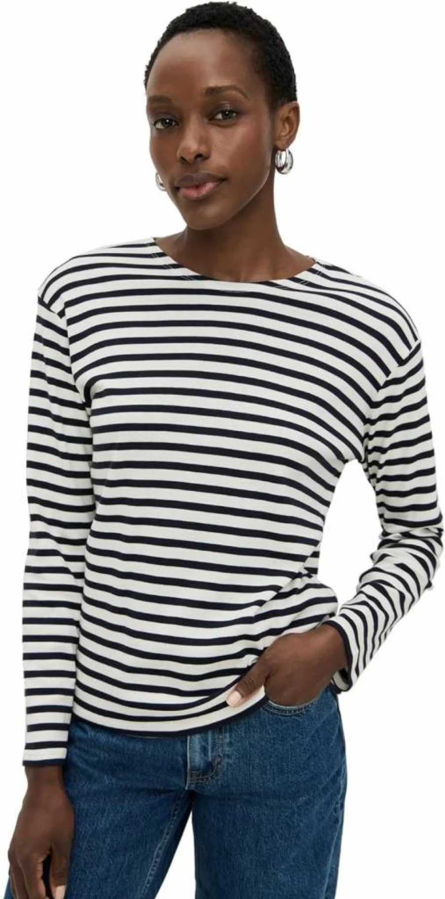 Closed Women's Basic Long Sleeve T-Shirt - Soft Cotton Crewneck Top
