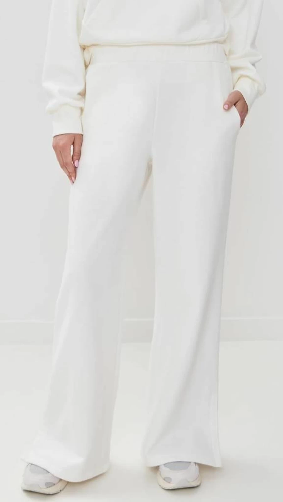 Beyond Yoga High-Waisted Yoga Pants for Women - Stretchy Comfort & Open-Ended Design